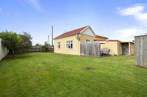 Photo of property in 5 Alexander Street, Ohingaiti, Hunterville, 4785