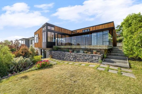 Photo of property in 8 Seamount Terrace, Mount Pleasant, Christchurch, 8081