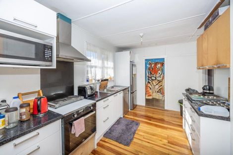 Photo of property in 325 Hazelmere Crescent, Te Awamutu, 3800