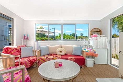 Photo of property in 2 Carnarvon Street, Gisborne, 4010