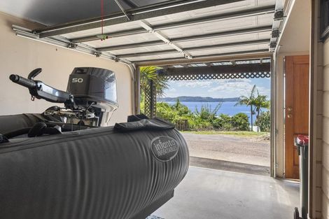 Photo of property in 22 Durness Place, Red Beach, 0932