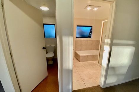 Photo of property in 49a Stanley Road, Glenfield, Auckland, 0629