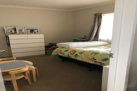 Photo of property in 51 Christmas Road, Manurewa, Auckland, 2102