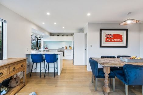 Photo of property in 1/3 Corunna Road, Milford, Auckland, 0620