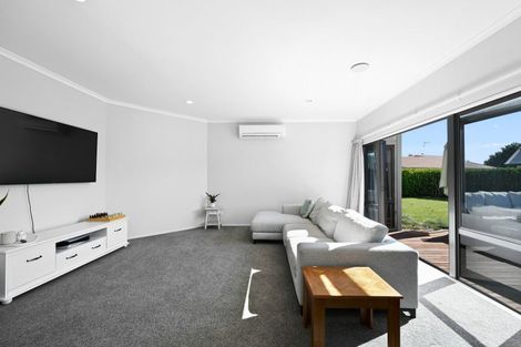 Photo of property in 13 Mangakoea Place, St Andrews, Hamilton, 3200