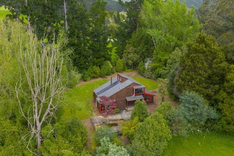 Photo of property in 403 Scotts Road, Linton, Palmerston North, 4472