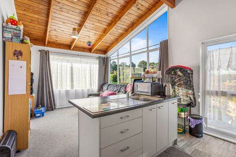 Photo of property in 118 Annett Road, Kumeu, 0891