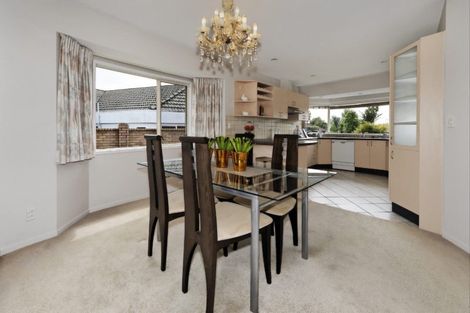 Photo of property in 21 Suncrest Drive, West Harbour, Auckland, 0618