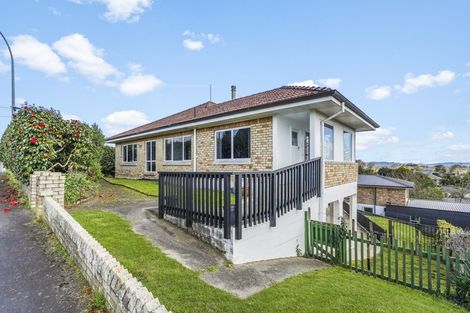 Photo of property in 76 Forest Lake Road, Forest Lake, Hamilton, 3200