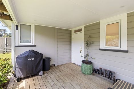 Photo of property in 131 Pahiatua Aokautere Road, Aokautere, 4471