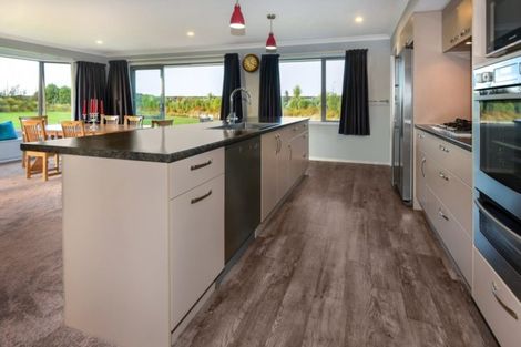Photo of property in 5 Landsborough Drive, Darfield, 7571