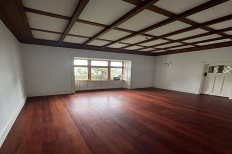 Photo of property in 11 Rolleston Street, Mount Cook, Wellington, 6021