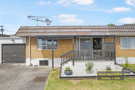Photo of property in 2/94 Lynwood Road, New Lynn, Auckland, 0600