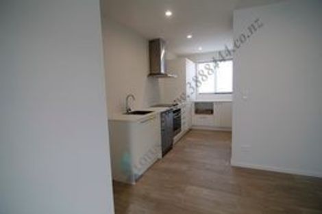 Photo of property in 2/255 Kilmore Street, Christchurch Central, Christchurch, 8011