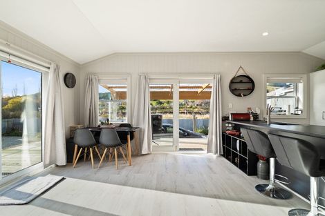 Photo of property in 18 Tiverton Street, Palmerston, 9430