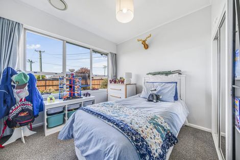 Photo of property in 10 Jocelyn Street, Casebrook, Christchurch, 8051