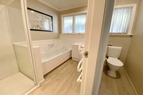 Photo of property in 15 Ashfield Place, Ilam, Christchurch, 8041
