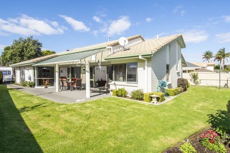 Photo of property in 6 Banksia Dell, Mount Maunganui, 3116