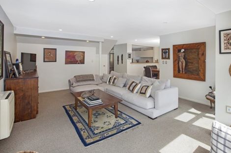 Photo of property in 5/33 Holly Road, St Albans, Christchurch, 8014