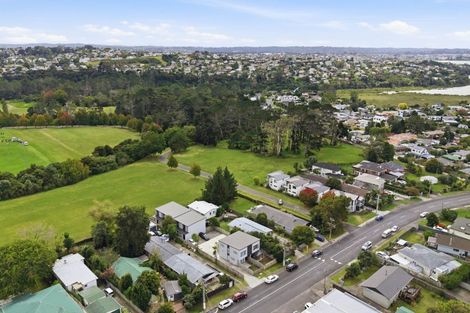Photo of property in 2/314 Royal Road, Massey, Auckland, 0614