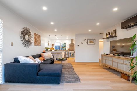 Photo of property in 2b The Circle, Manly, Whangaparaoa, 0930
