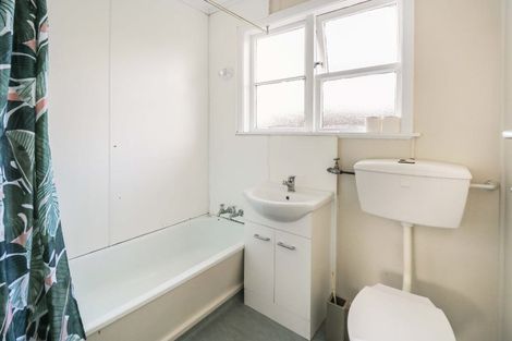 Photo of property in 8 Compton Crescent, Taita, Lower Hutt, 5011