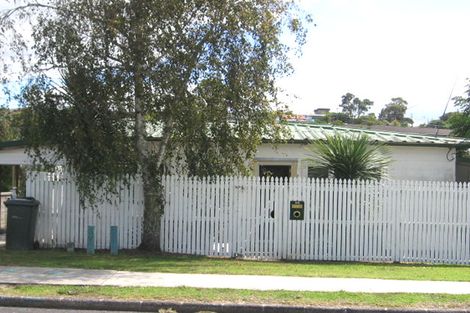Photo of property in 85 Saddleback Rise, Murrays Bay, Auckland, 0630