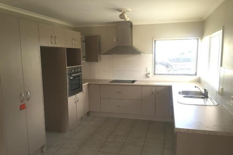 Photo of property in 70c Kayes Road, Pukekohe, 2120