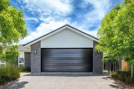 Photo of property in 27 Raynor Crescent, Pyes Pa, Tauranga, 3112