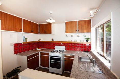 Photo of property in 81a Churton Drive, Churton Park, Wellington, 6037