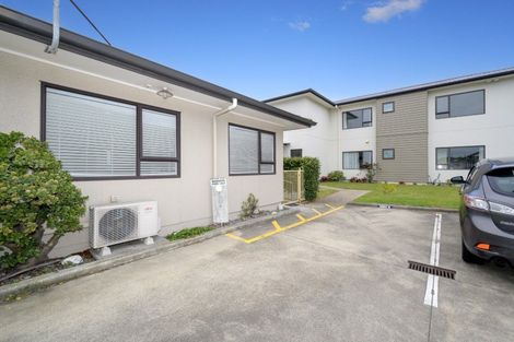 Photo of property in 8e Heath Street, Mount Maunganui, 3116