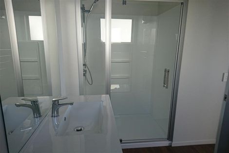 Photo of property in 32 Glen Dene Crescent, Wanaka, 9305