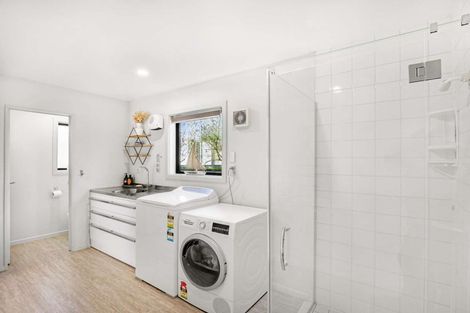 Photo of property in 3/48 Mcfaddens Road, St Albans, Christchurch, 8052