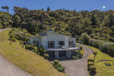 Photo of property in 49 Tarapatiki Drive, Whitianga, 3510