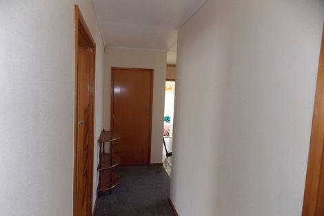 Photo of property in 16 Jackson Avenue, Highbury, Palmerston North, 4412