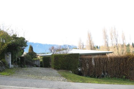 Photo of property in 1 Suburb Street, Queenstown, 9300