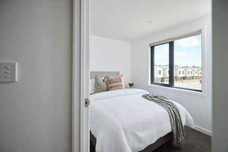 Photo of property in 35 Walmsley Road, Mangere, Auckland, 2022