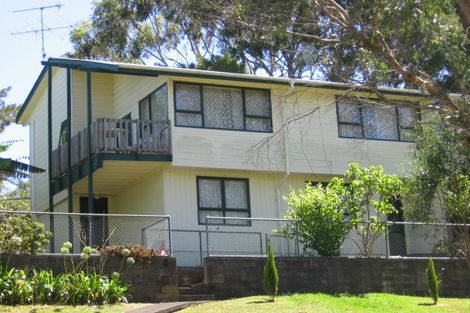 Photo of property in 12 Lysander Crescent, Beach Haven, Auckland, 0626