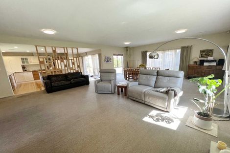 Photo of property in 8 Highland Brae, Prebbleton, 7604