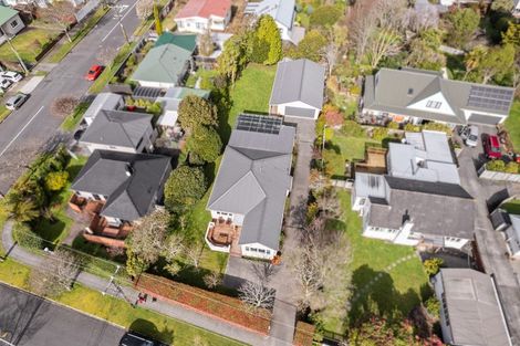 Photo of property in 3 Heretaunga Square, Silverstream, Upper Hutt, 5019