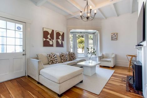 Photo of property in 70a Alfriston Road, Manurewa East, Auckland, 2102