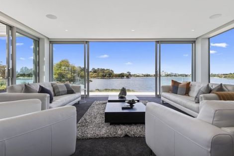 Photo of property in 73 Lake Domain Drive, Frankton, Hamilton, 3204