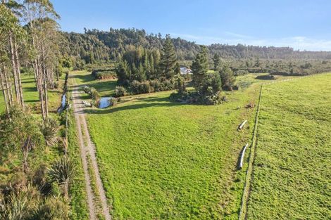 Photo of property in 126 Two Mile Line Road, Arahura Valley, 7882