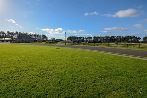 Photo of property in 26 Mercade Close, Stratford, 4332