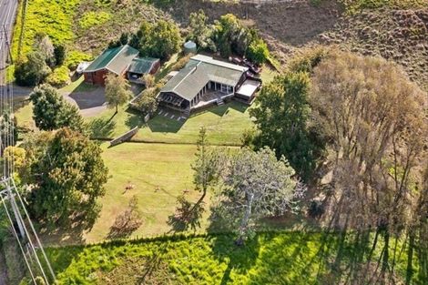 Photo of property in 372 Pine Valley Road, Dairy Flat, Silverdale, 0992