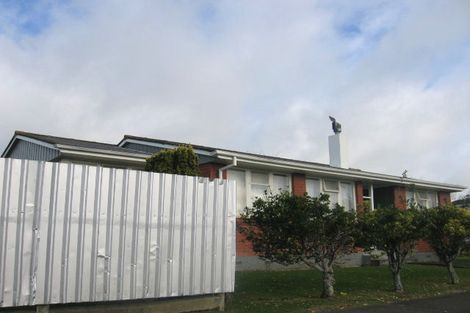 Photo of property in 18 Stephens Crescent, Highbury, Palmerston North, 4412