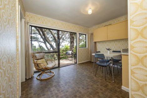 Photo of property in 59 North Piha Road, Piha, 0772