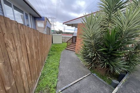 Photo of property in 19a Marewa Street, Te Atatu South, Auckland, 0610