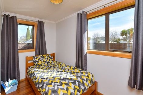 Photo of property in 7 Camden Street, Northcote, Christchurch, 8052