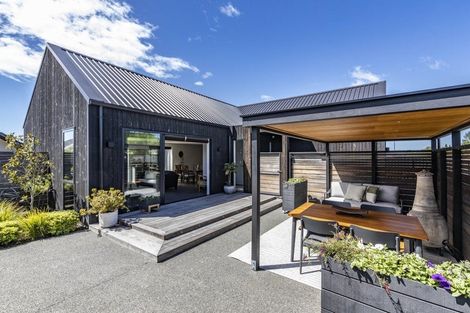Photo of property in 46 Charles Upham Drive, Rangiora, 7400